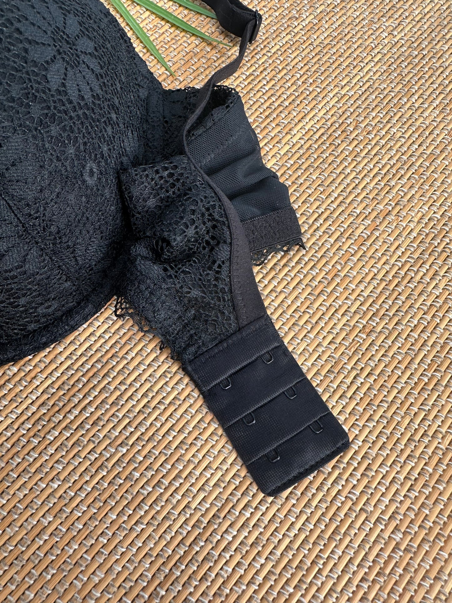 MG Black Lace Tshirt Plus Size Bra