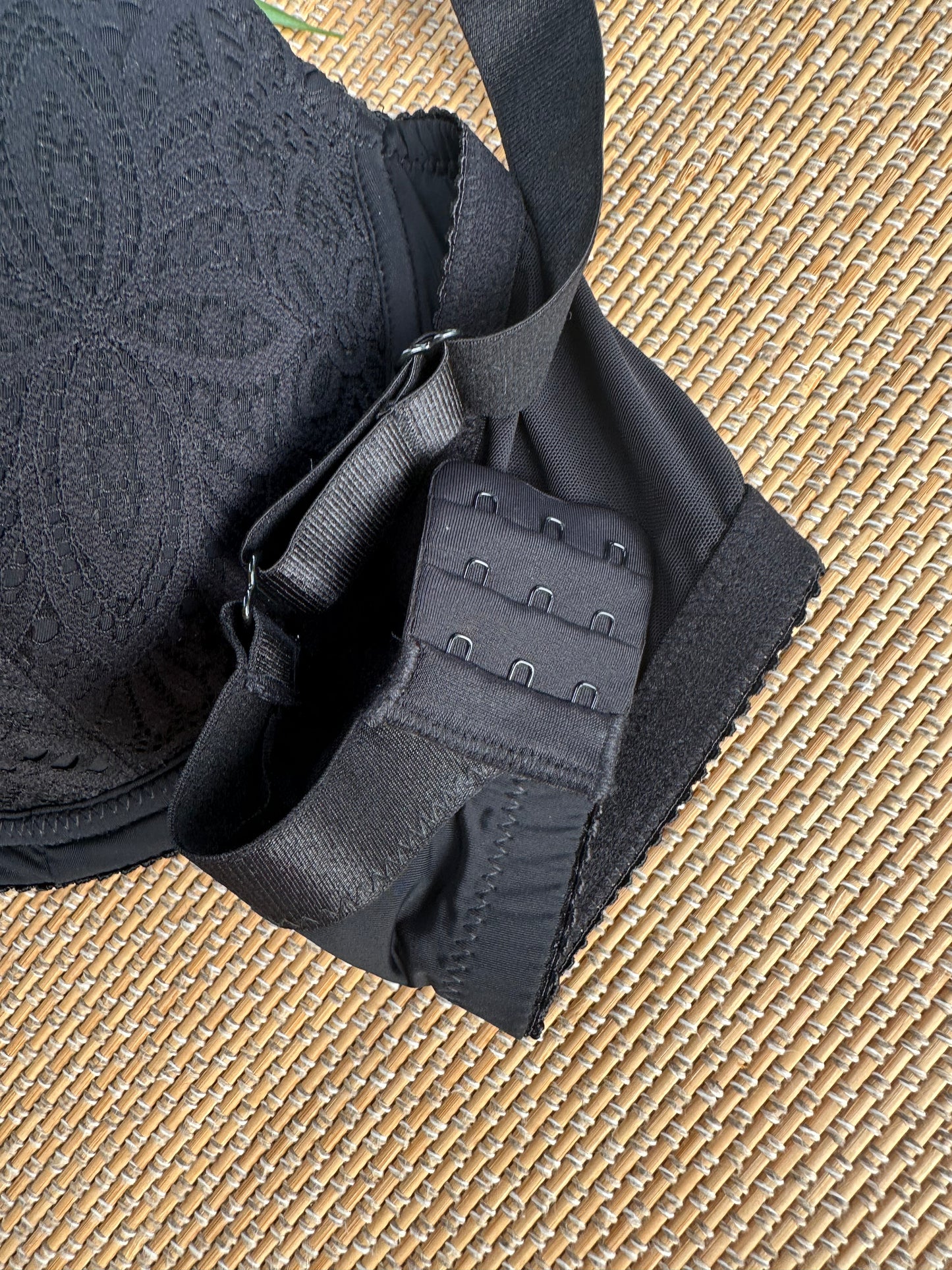 MD Black Lace Plus Size Bra