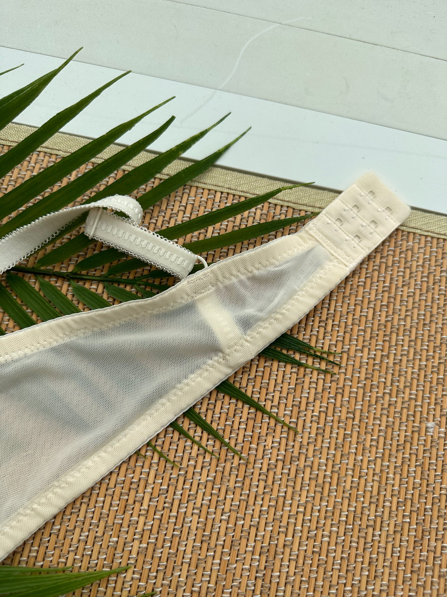 RT Cream Lace Plunge Tshirt Plus Size Bra
