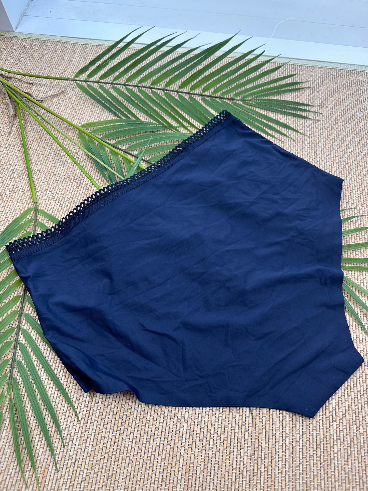 SI Dark Blue Lace Trim Seamless Panty
