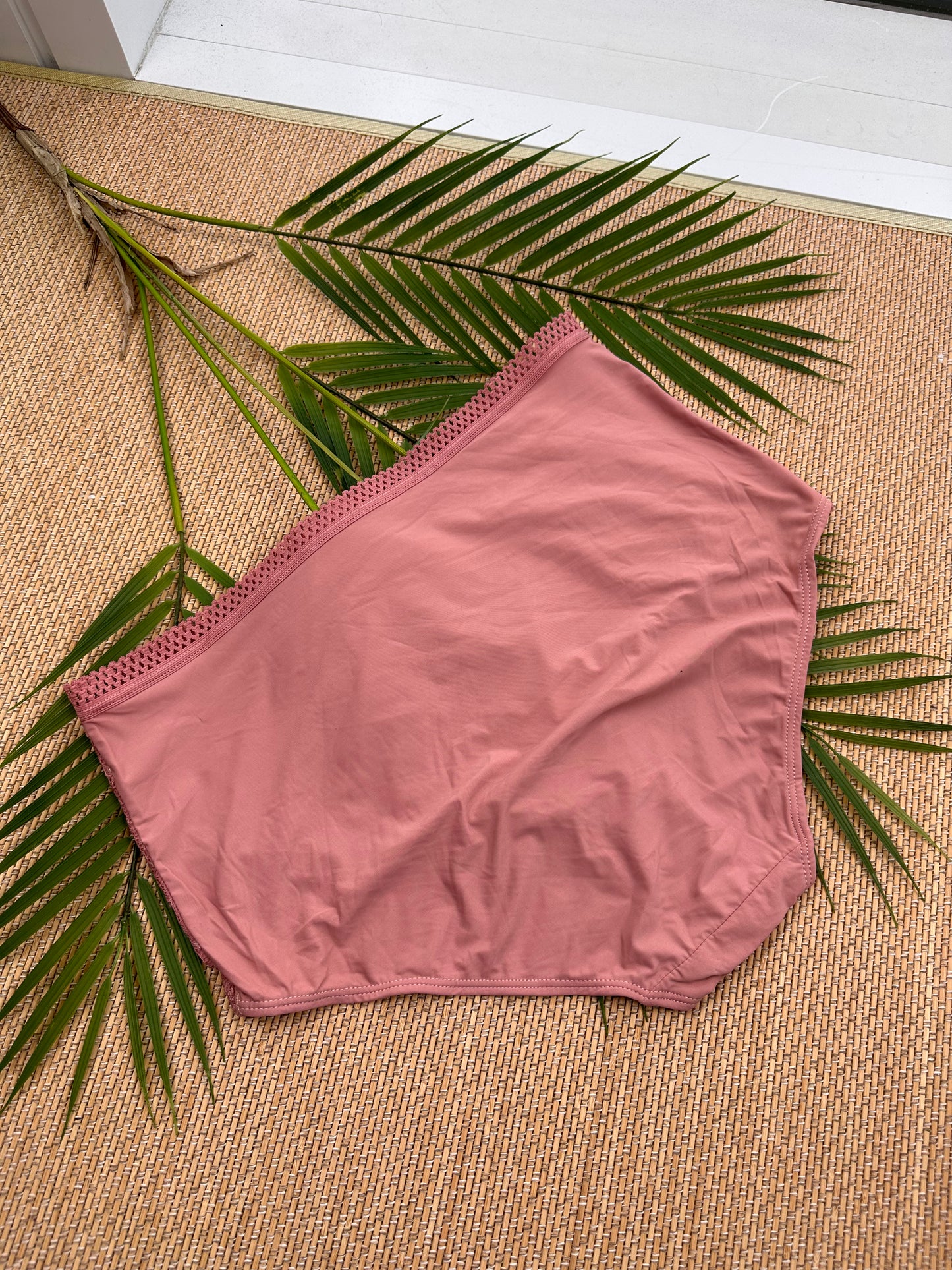 SI Apricot Lace Trim Seamless Panty