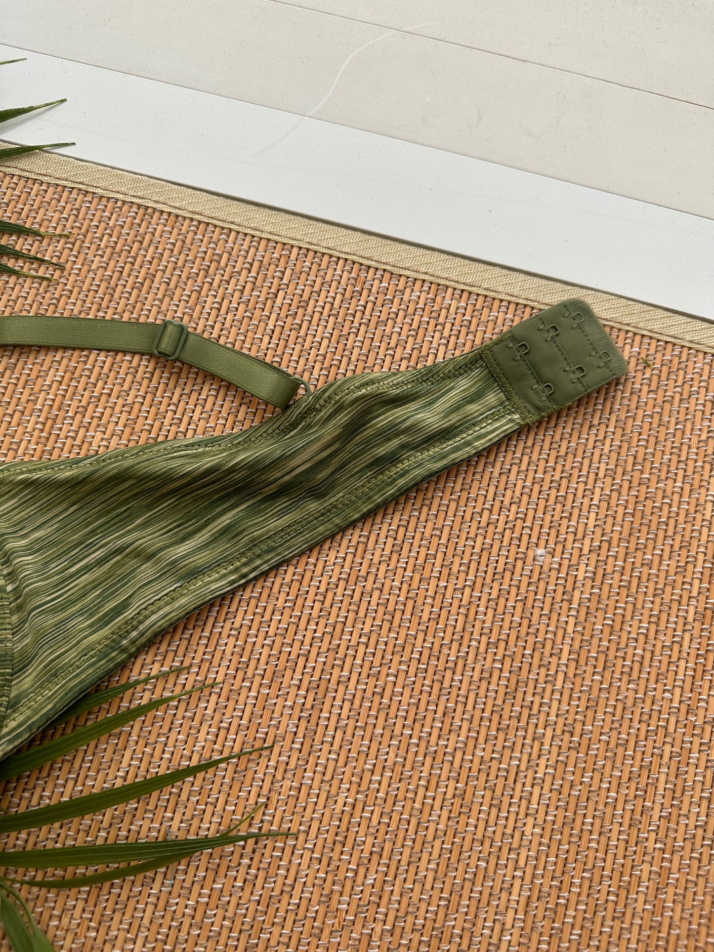 ST Green Sporty Tshirt Plus Size Bra