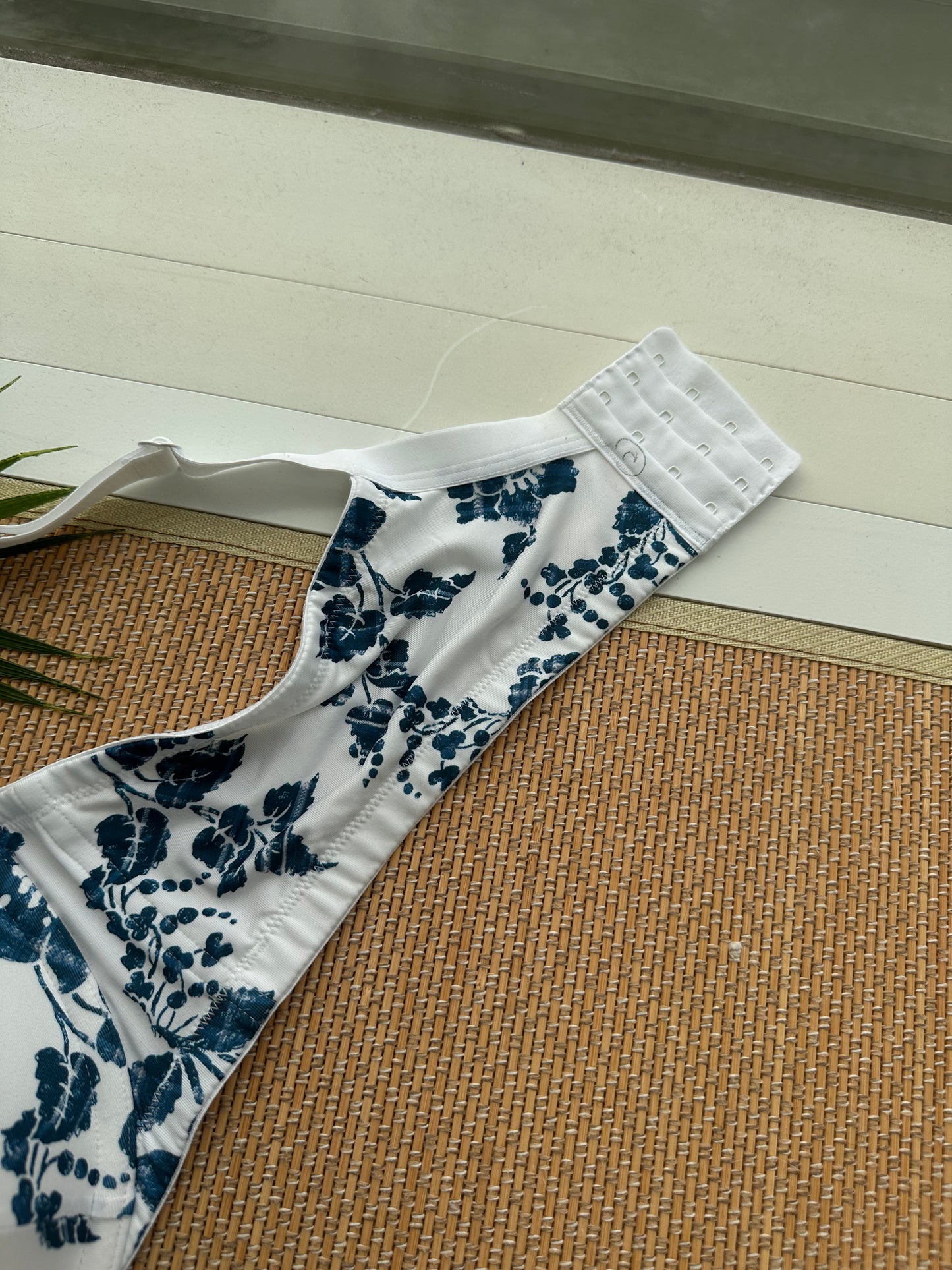 CC Porcelain Plunge Tshirt Bra