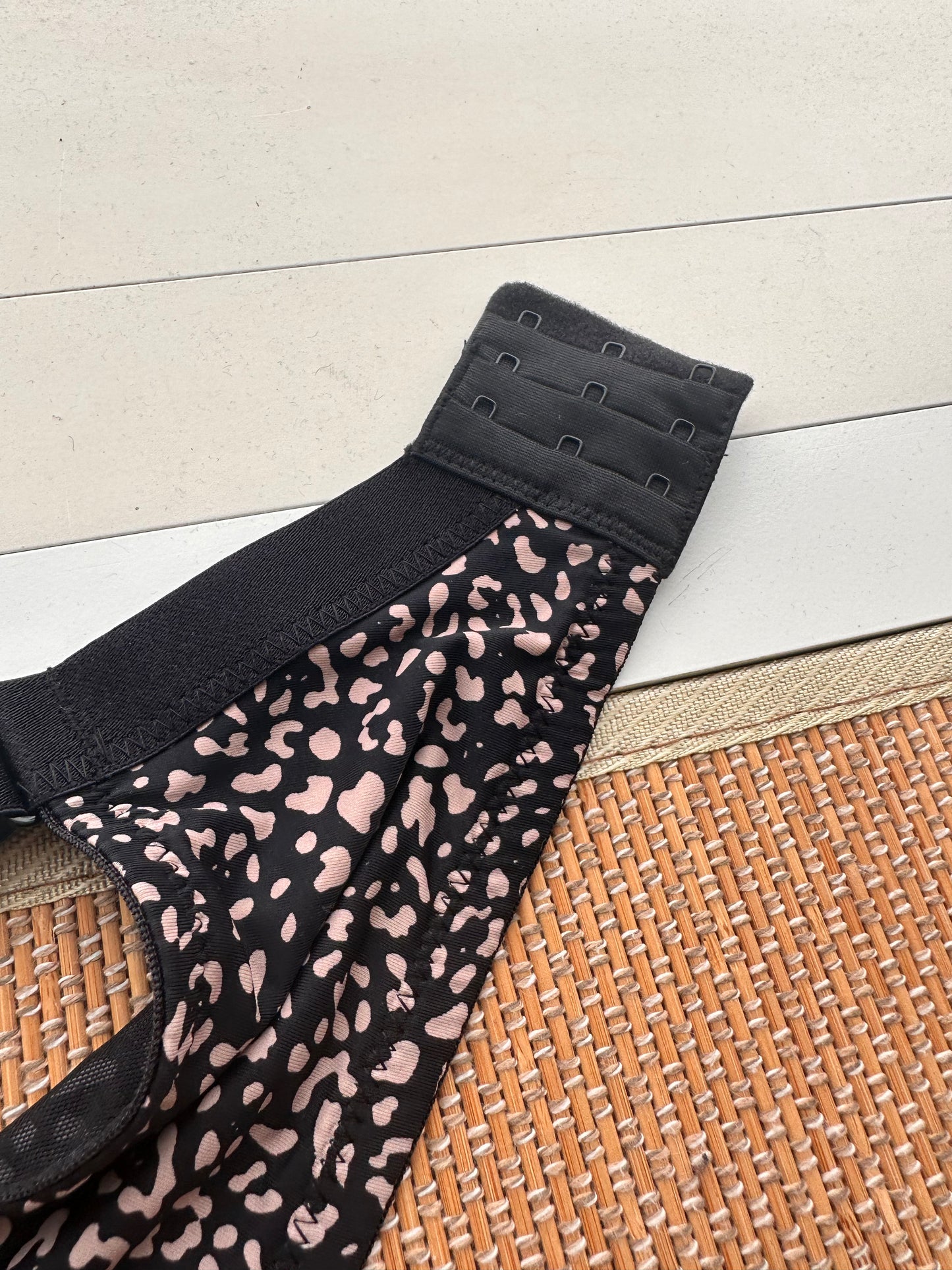 AK Leopard Black Tshirt Plus Size Bra