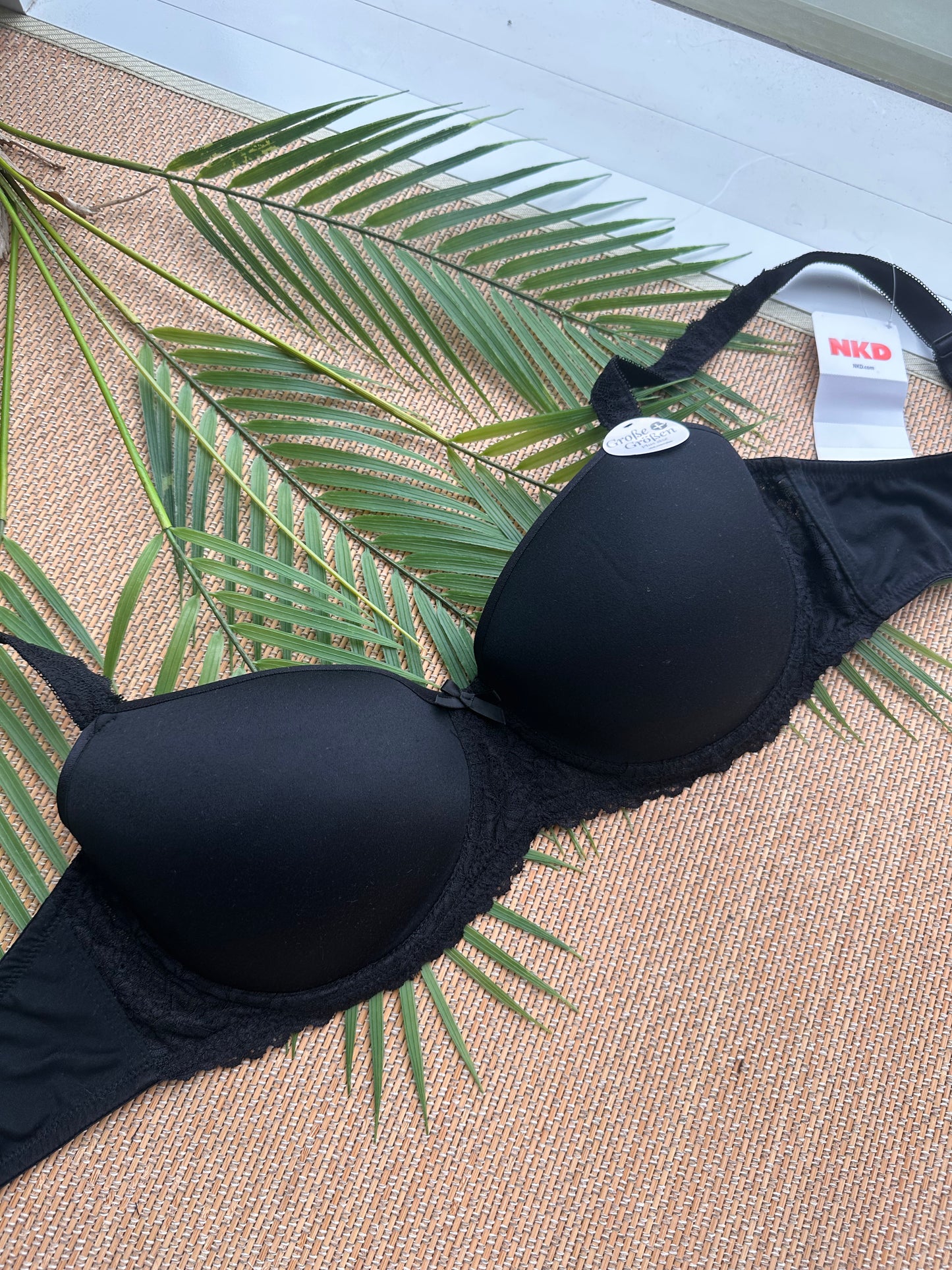 Black Tshirt Plus Size Bra