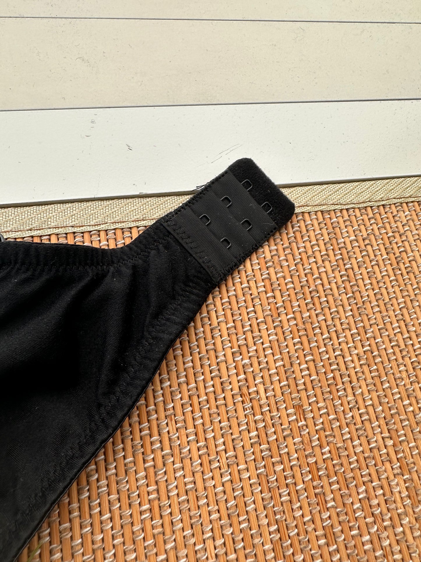 Black Tshirt Plus Size Bra