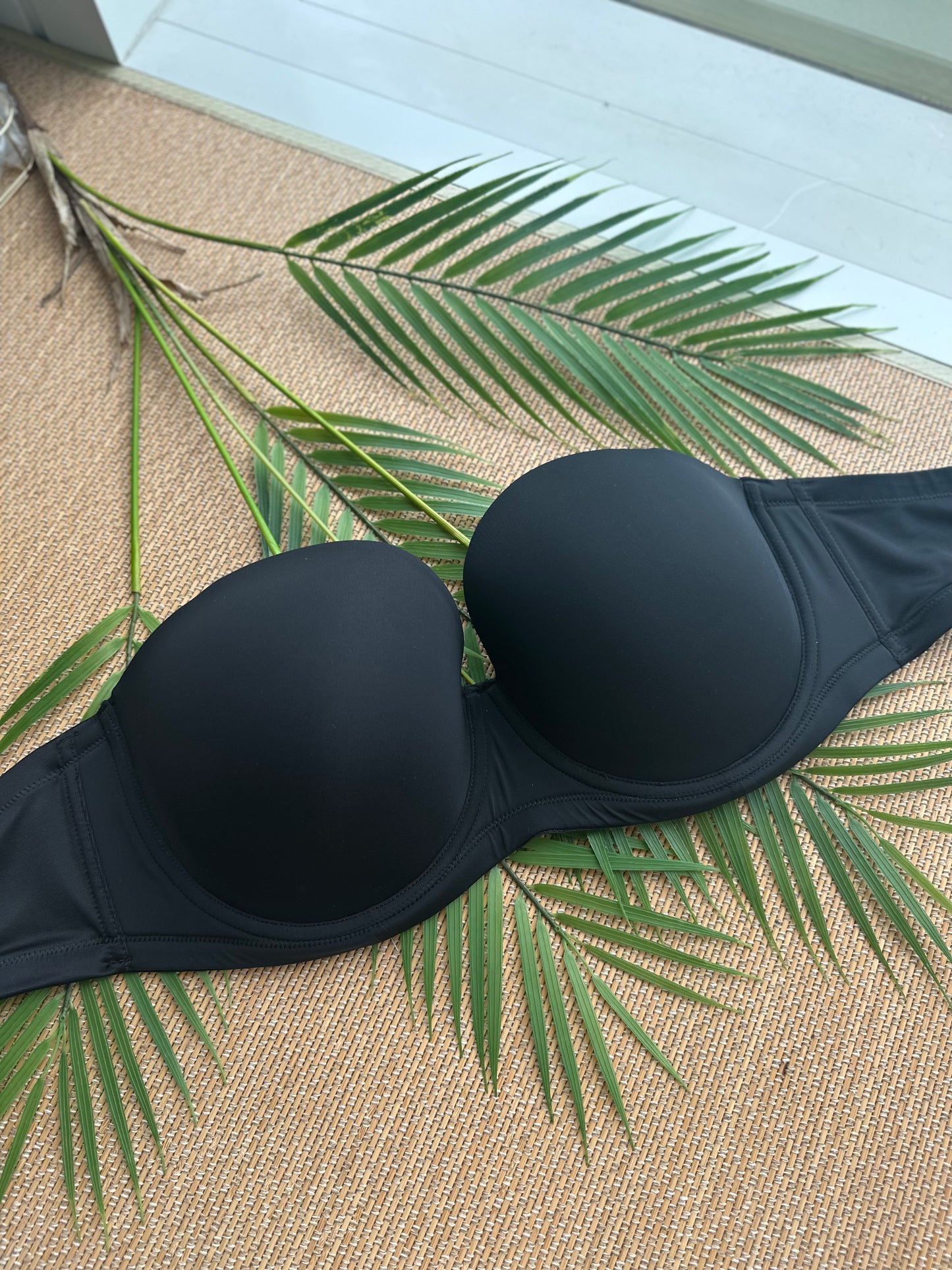 Seamless Full Grip Black Strapless Convertible Plus Size Bra