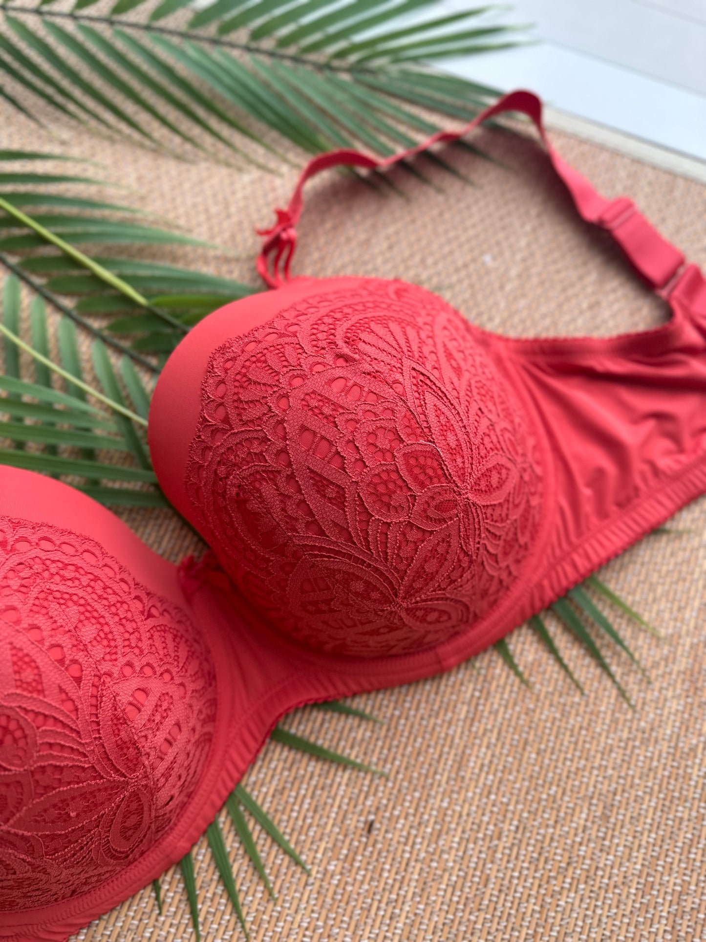 Coral Lace Tshirt Plus Size Bras