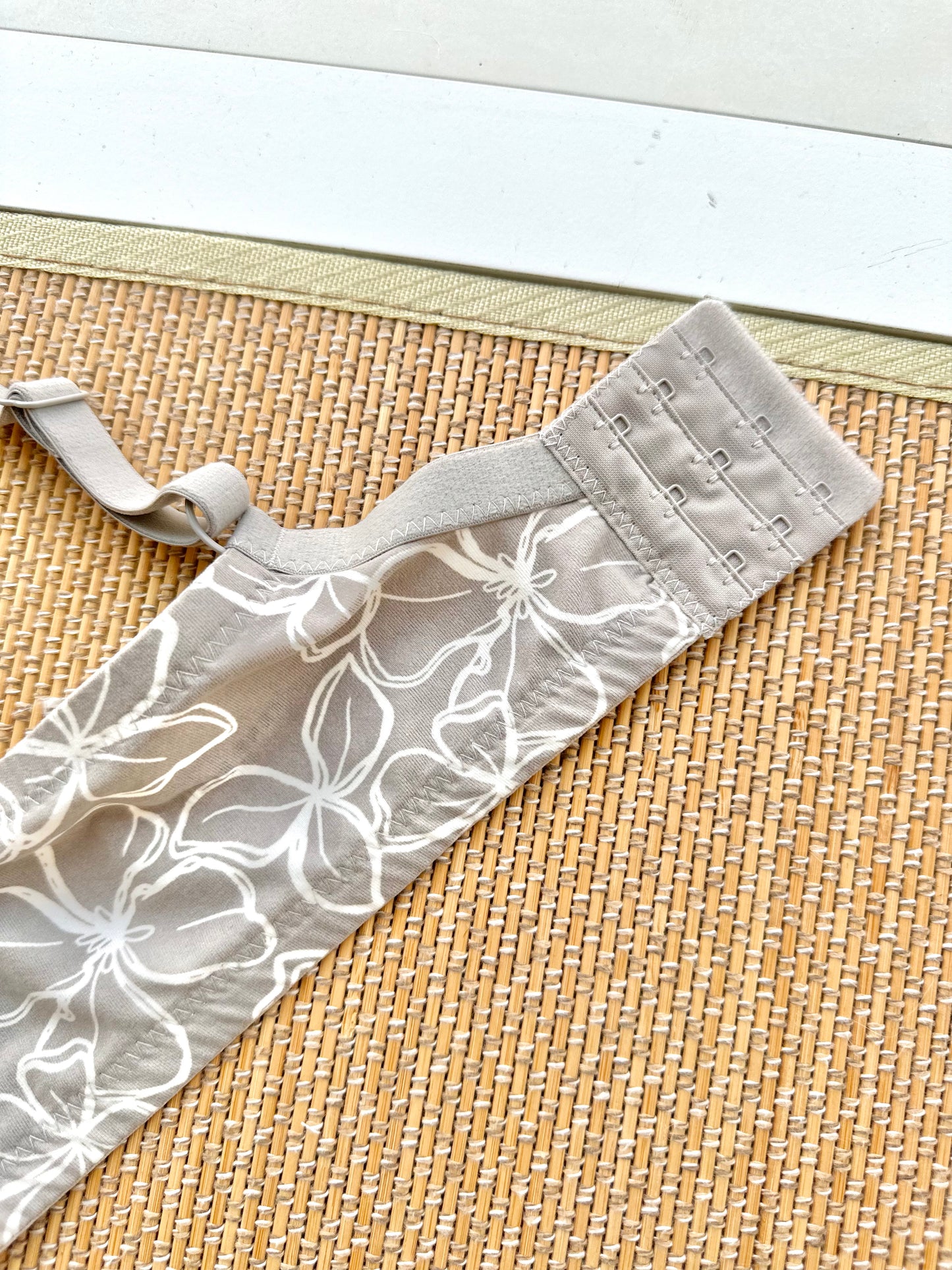 AK Grey Printed Tshirt Bra