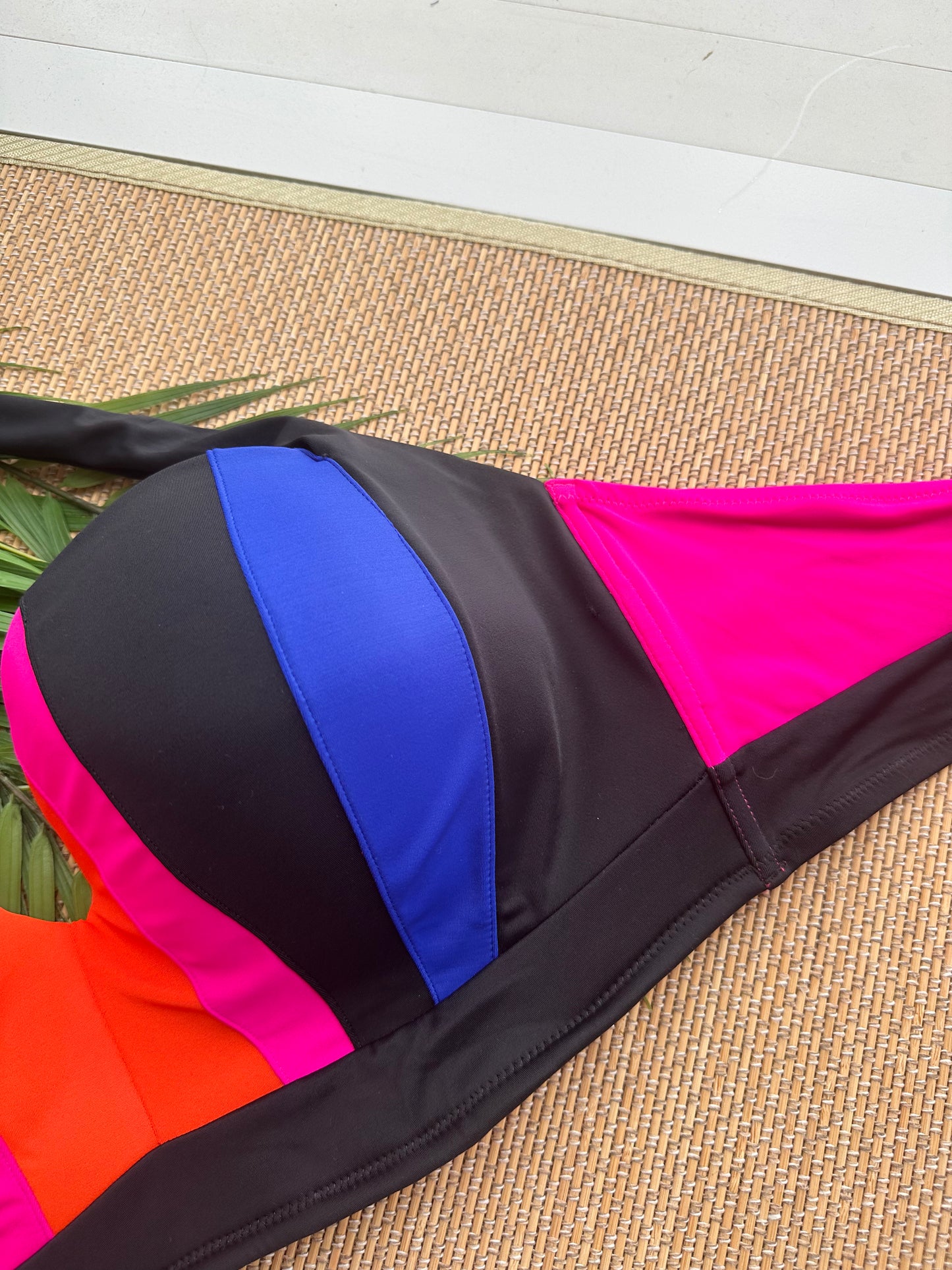 Colourblock Halter Bikini Plus Size Top