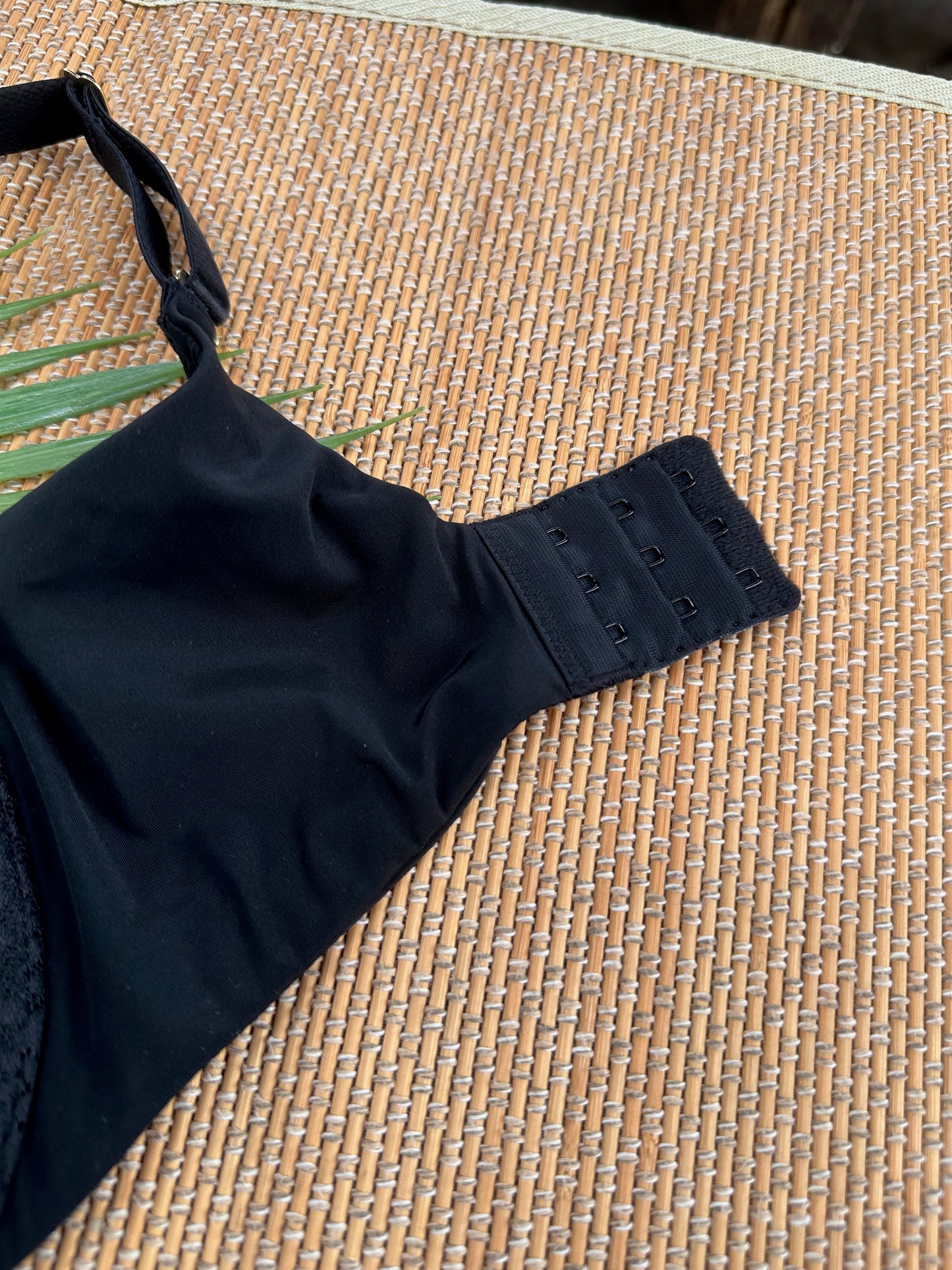 NT Black Leopard Mesh Buttery Soft Tshirt Plus Size Bra Singapore