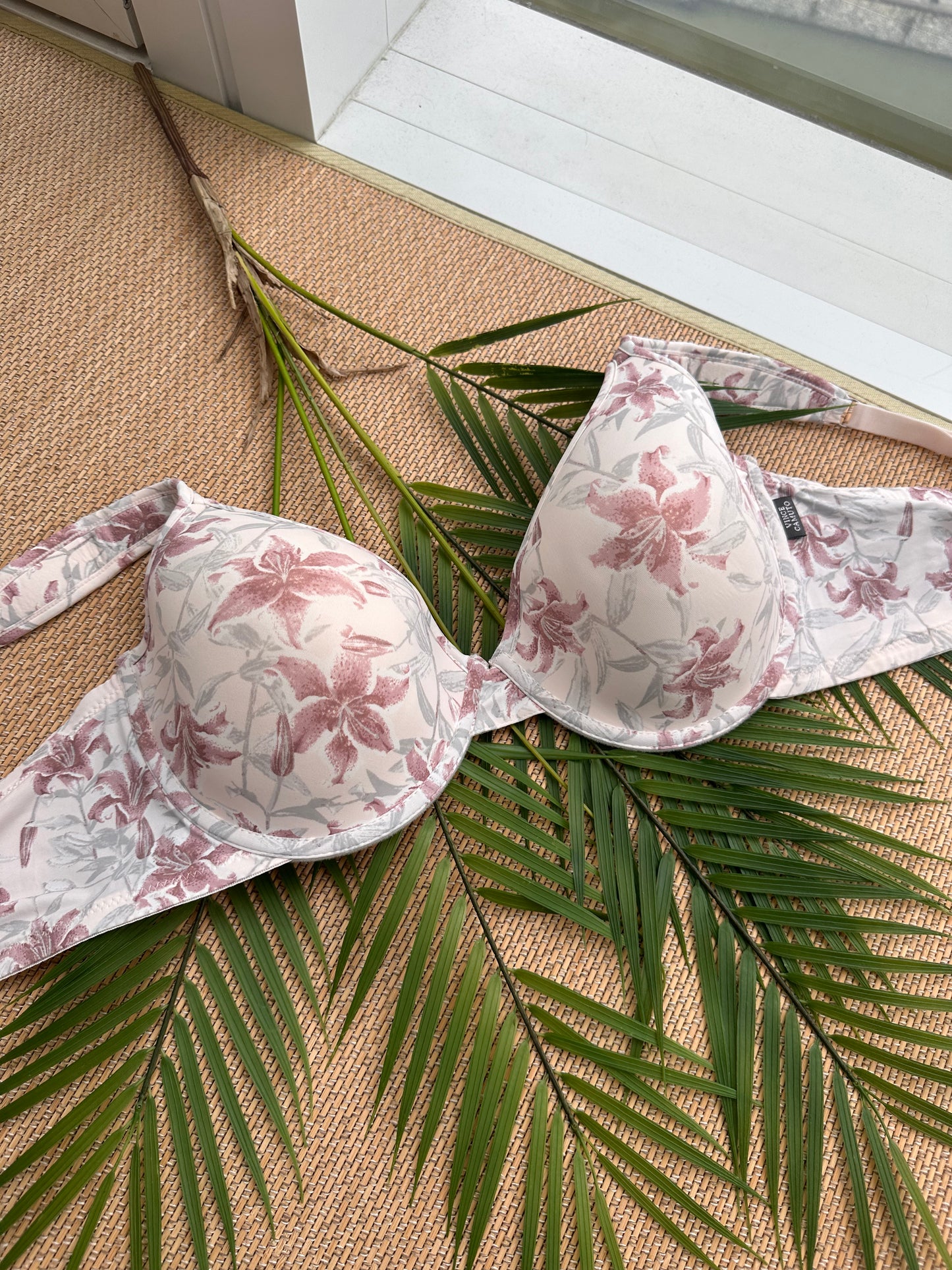 VC Hibiscus Floral Tshirt Plus Size Bra