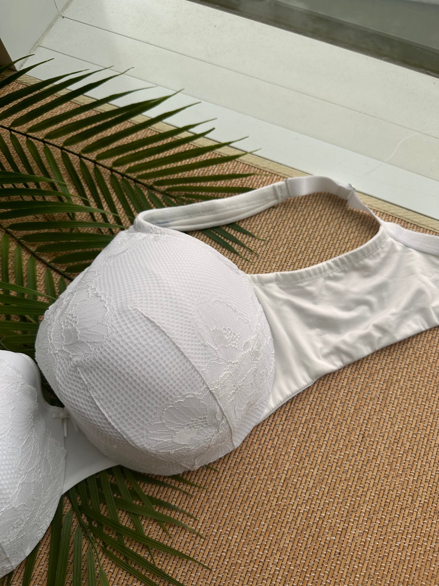 CC White Thick Strap Tshirt Bra